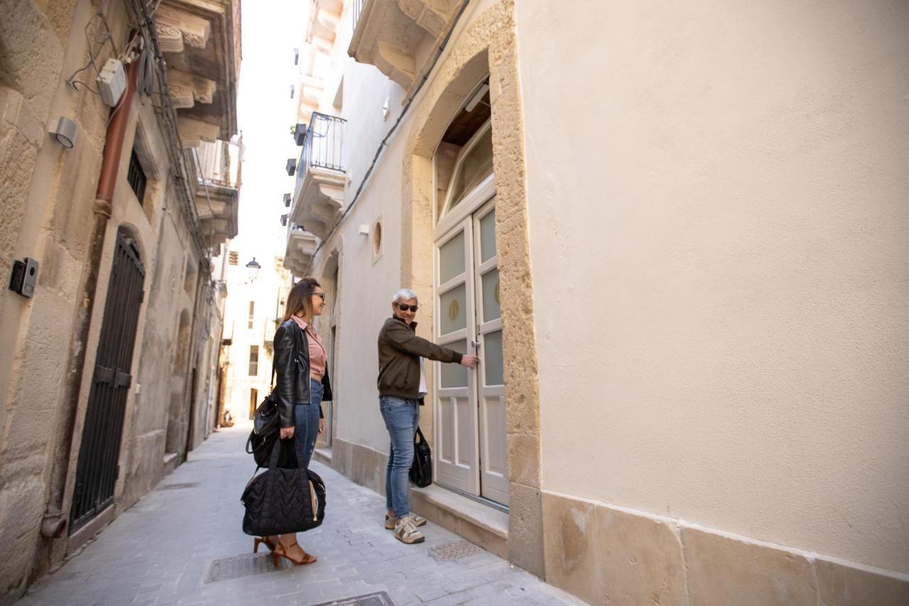 Ortigia Boutique Palace Syracuse ภายนอก รูปภาพ