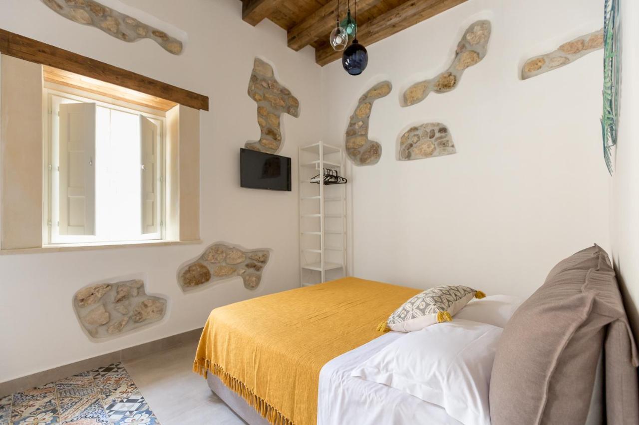 Ortigia Boutique Palace Syracuse ภายนอก รูปภาพ